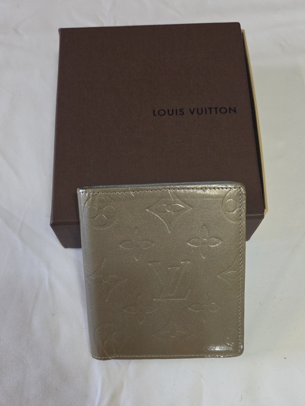 Louis Vuitton Patent Wallet Gently Used